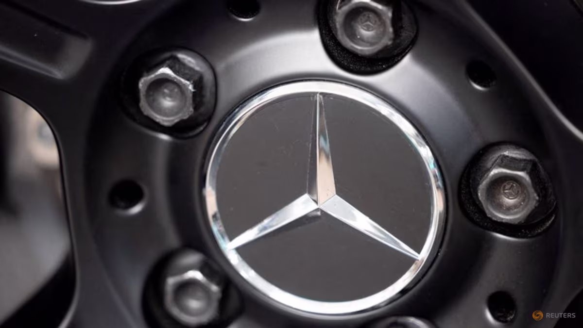 Senate Republican says Chinese vehicle bill will not ban Mercedes-Benz in US