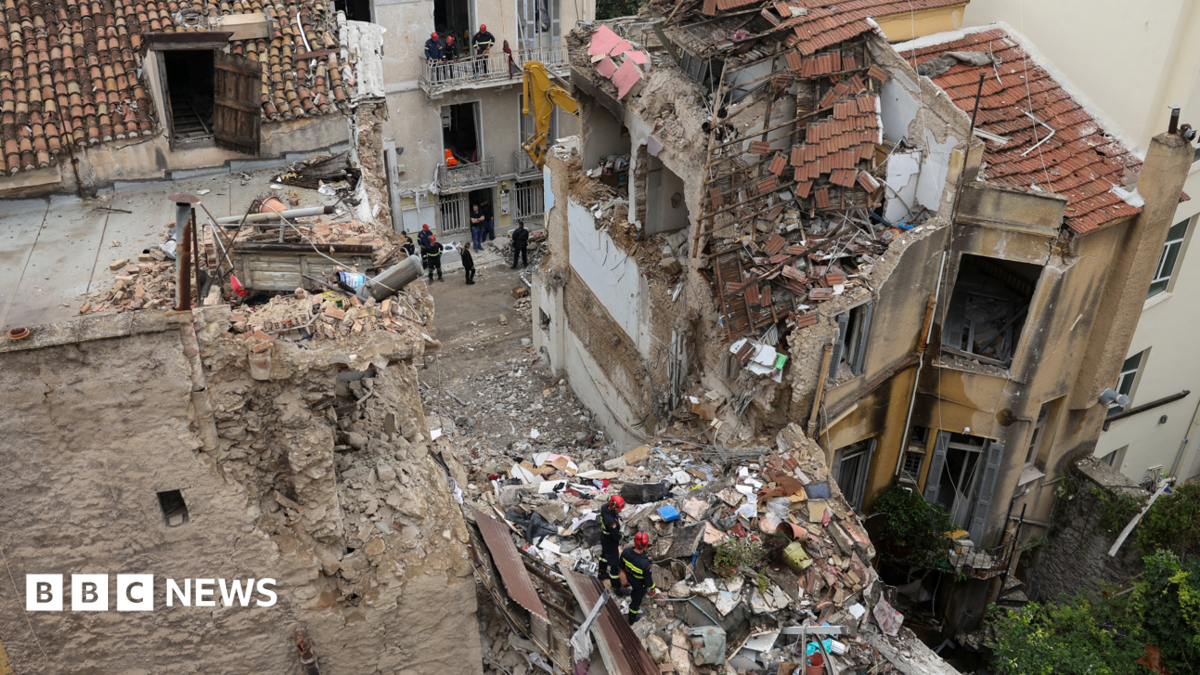 Athens explosion: Six dead in blast near Acropolis in Plaka district