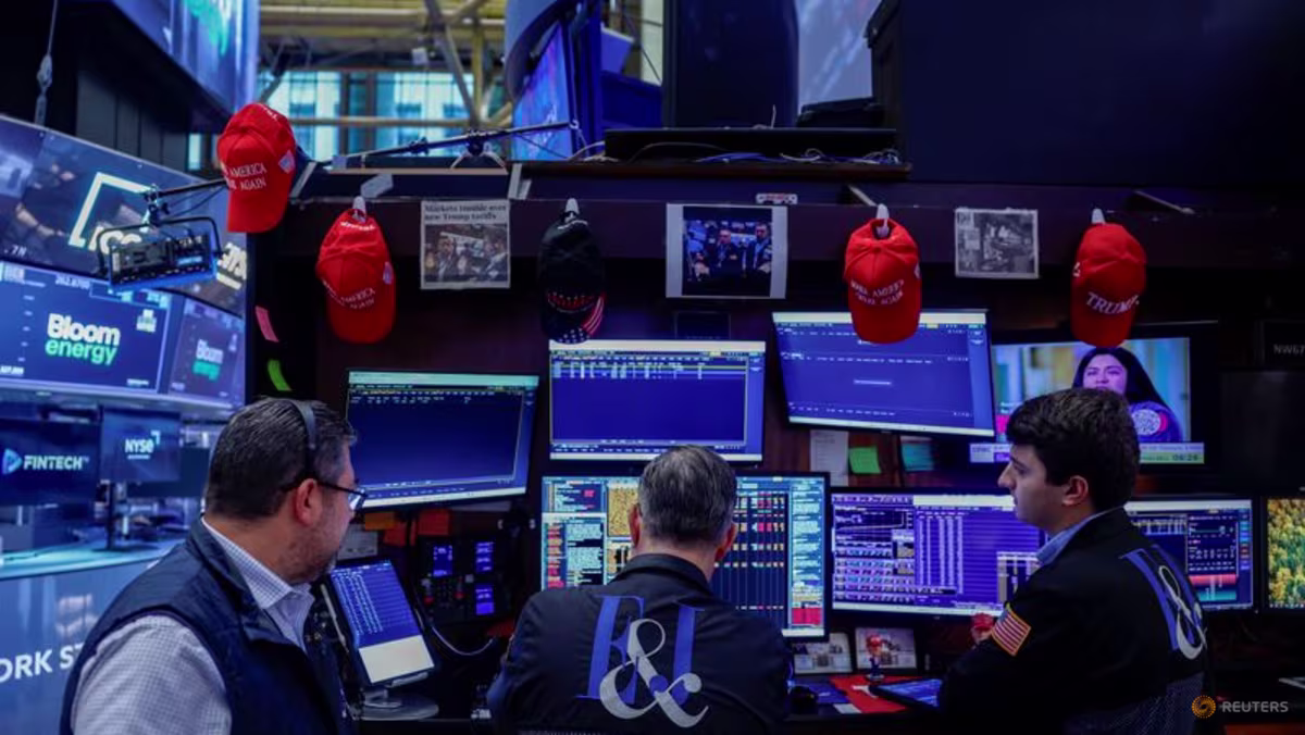 Trading Day: Shrugging off a volatile September, markets shuffle into Q4