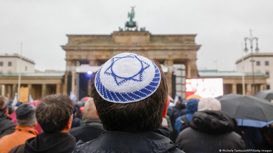 Germany: Jewish representatives speak out on alleged antisemitism within the Left Party in Berlin