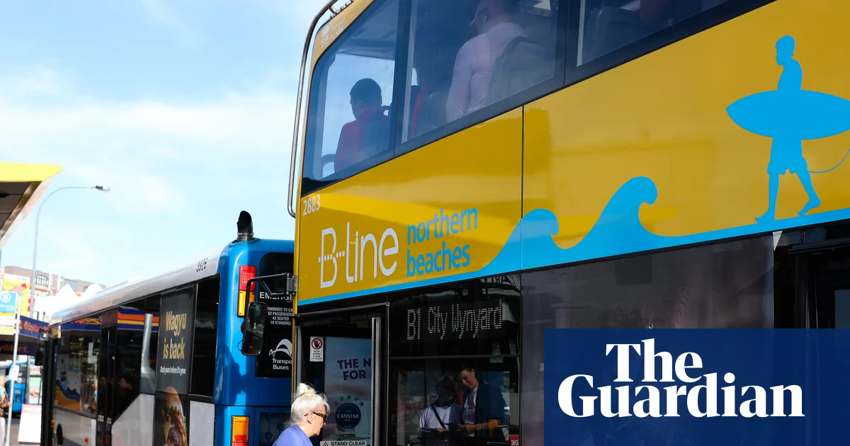 Sydney teen taken to hospital after falling from moving bus on northern beaches
