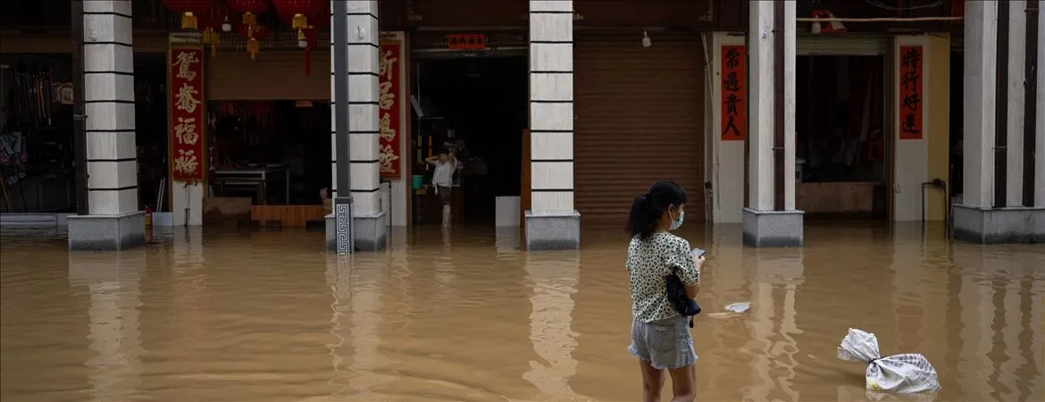 Over 31,000 evacuated in southern China amid heavy rains