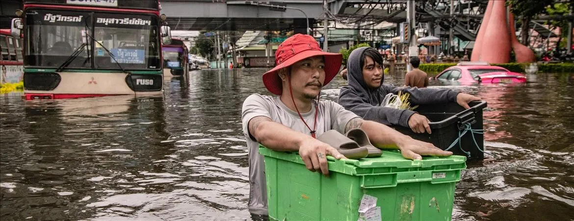 Thailand floods kill 19, affect 700,000 in Bangkok as rains ease