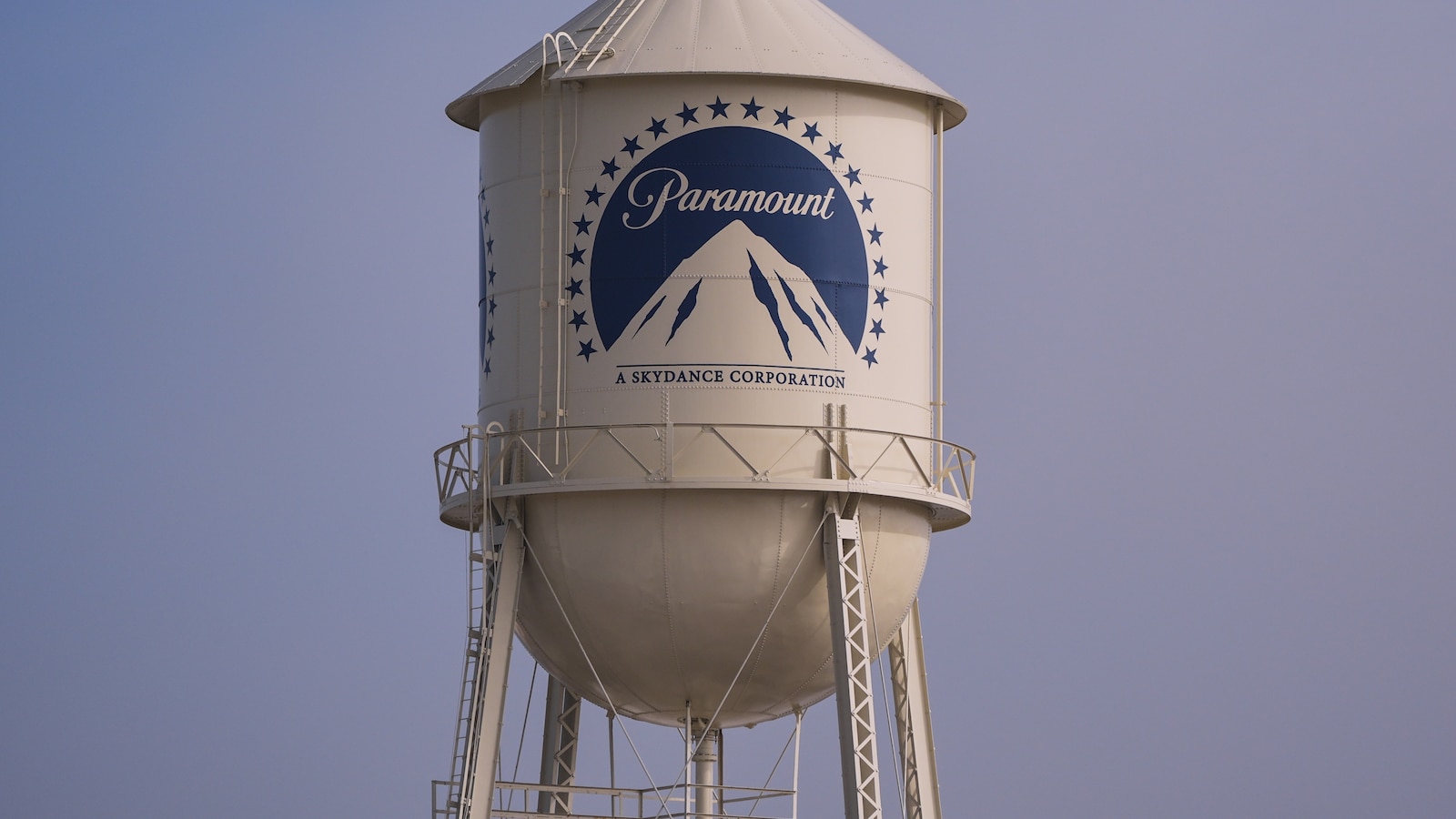 Judge approves Paramount's settlement with states over Warner buyout