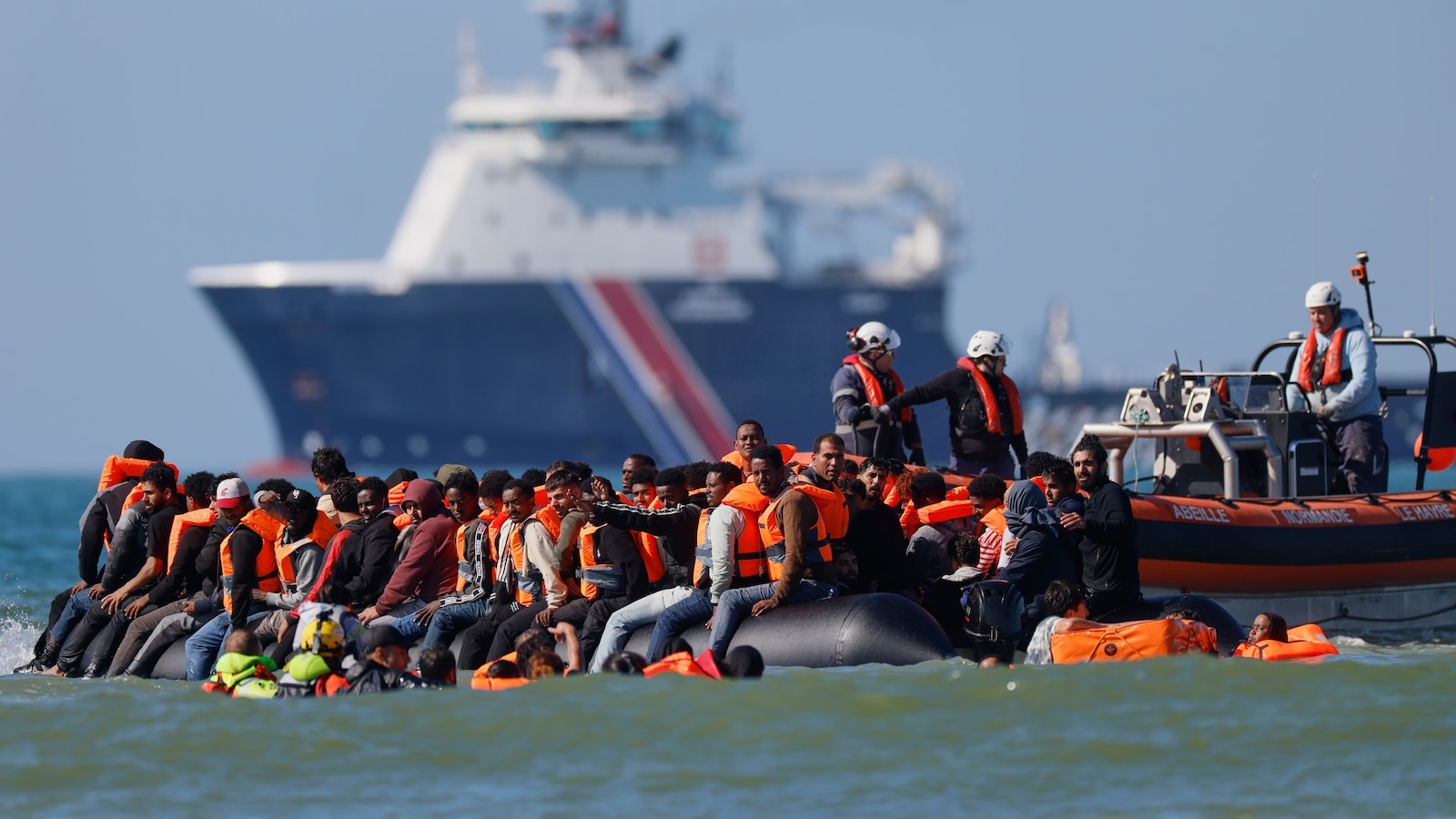 UK-France deal aimed at reducing number of migrants crossing Channel in small boats is scrapped