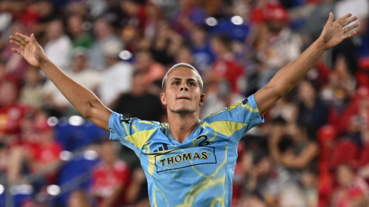 Philadelphia Union, USMNT's Cavan Sullivan becomes youngest MLS Player of the Month - ESPN
