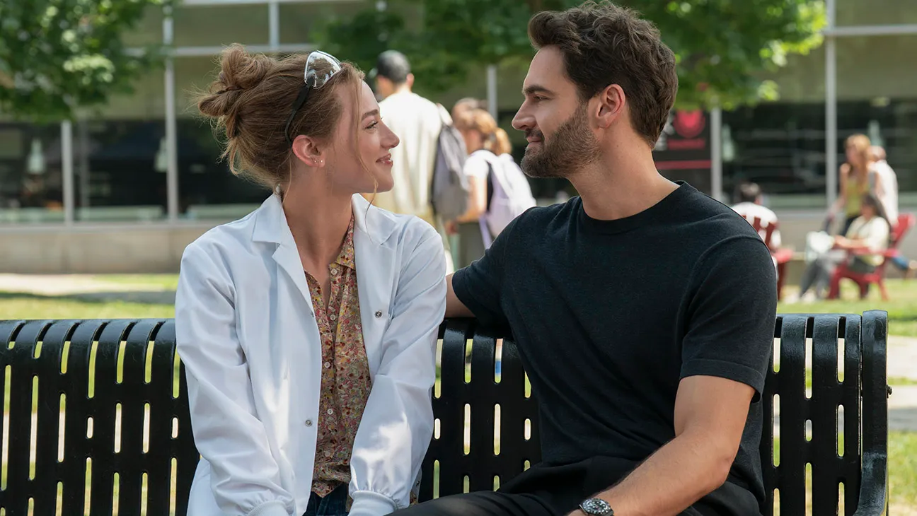 ‘The Love Hypothesis’ Author Ali Hazelwood to Release Book Sequel, MRC Developing Film for Amazon MGM