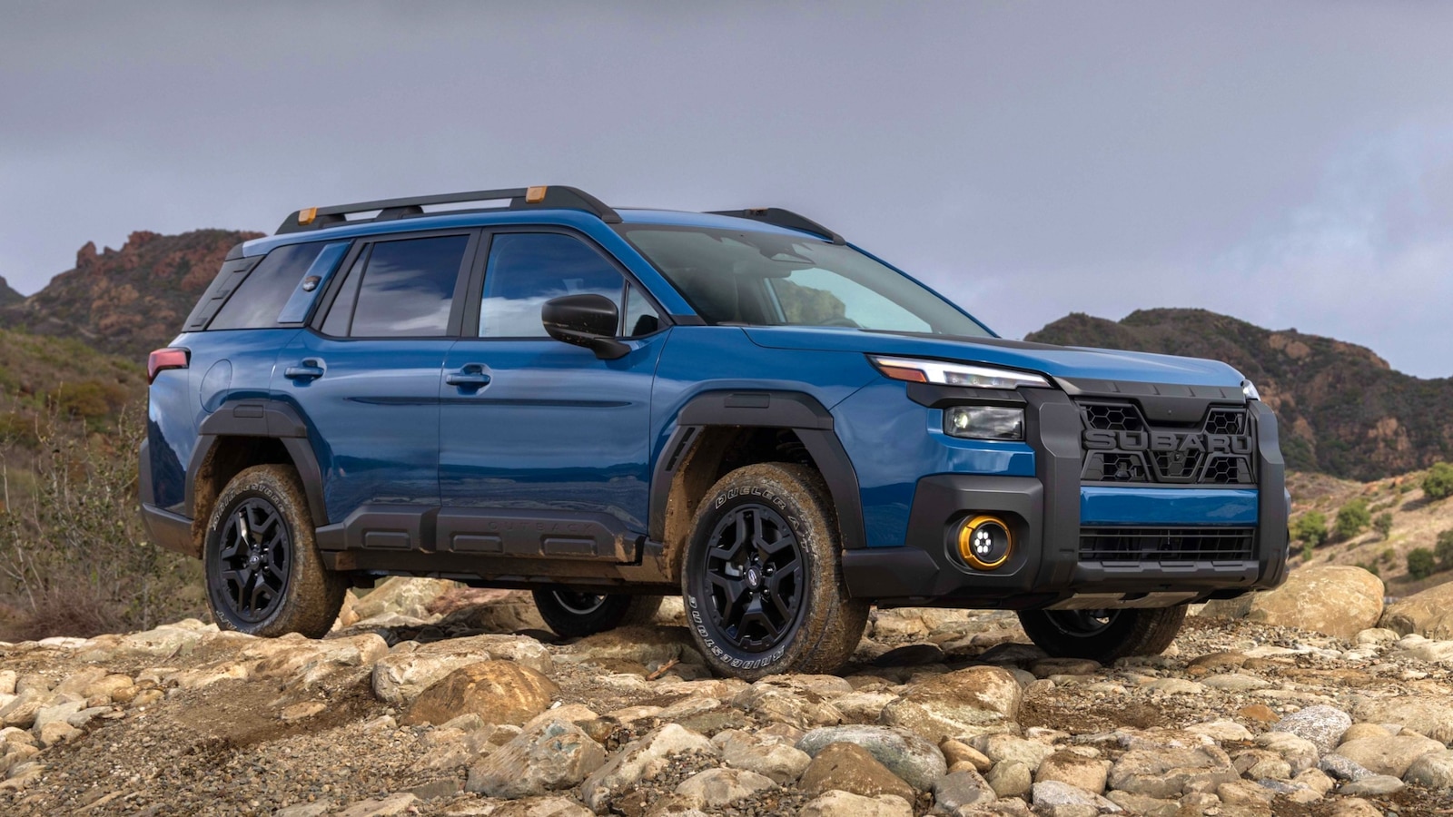The top 5 midsize SUVs tested and ranked by Edmunds