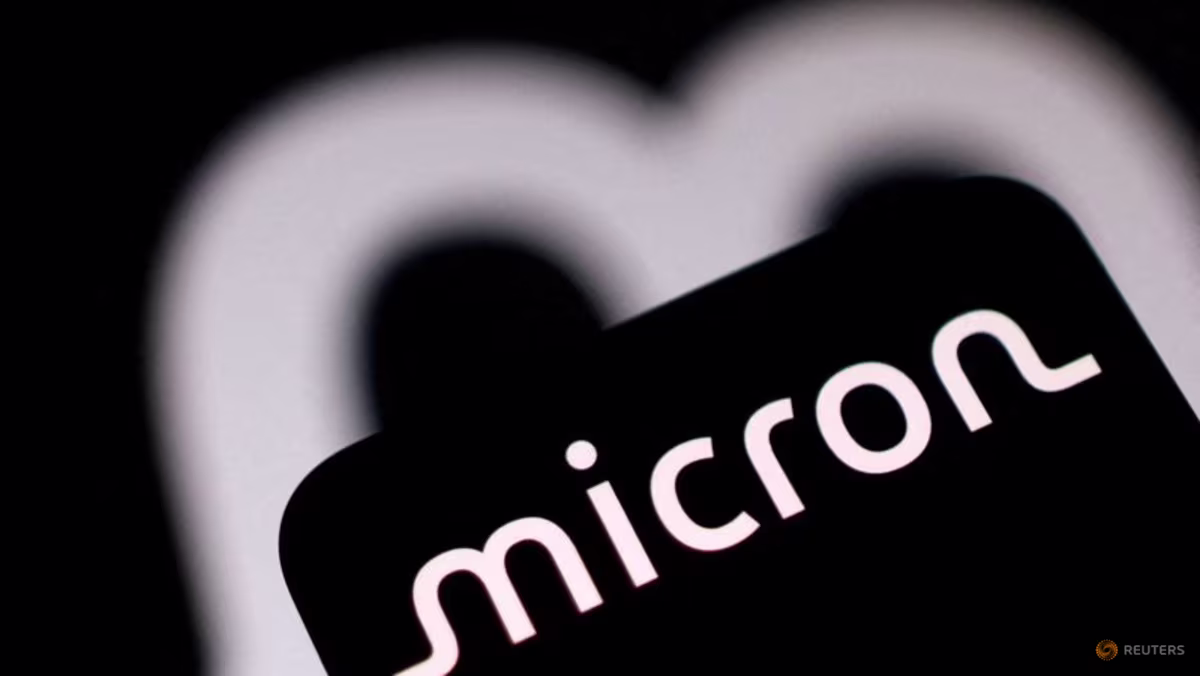 Micron forecasts quarterly revenue above estimates