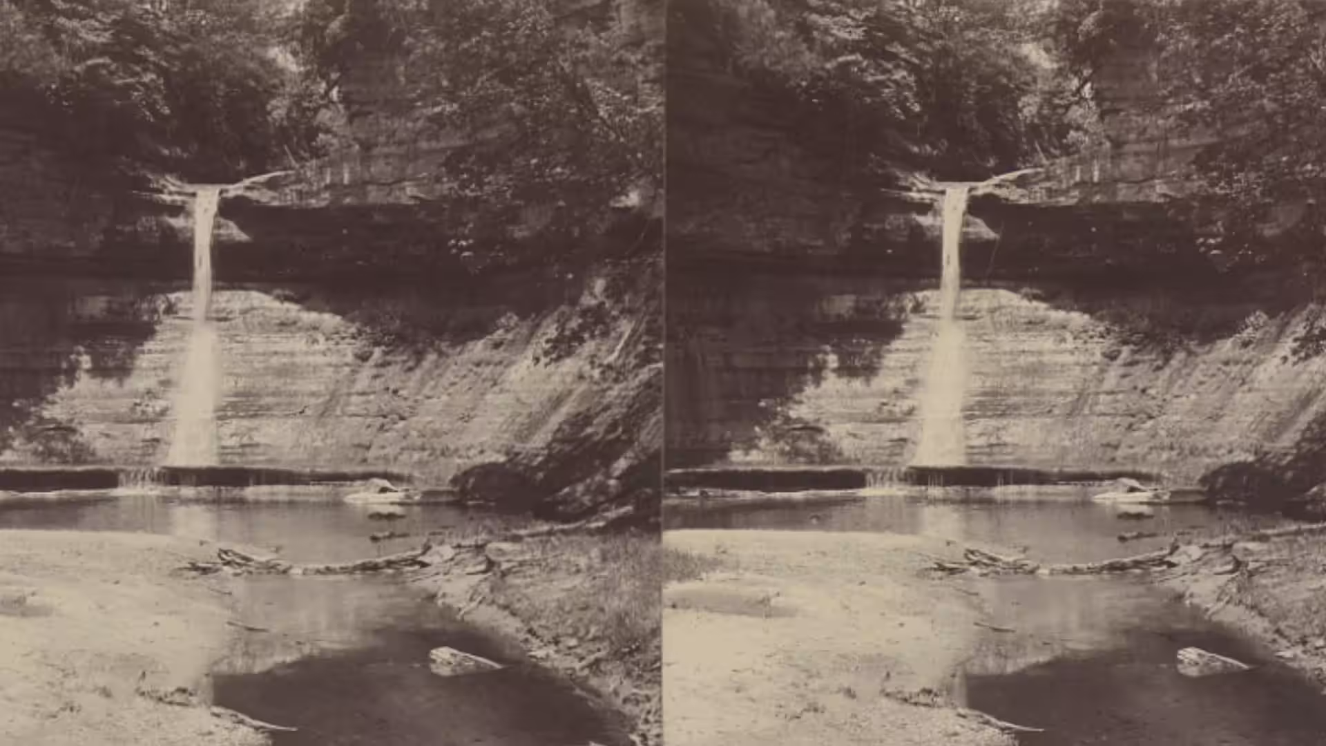 A photograph taken in 1903 is preserved by the Library of Congress