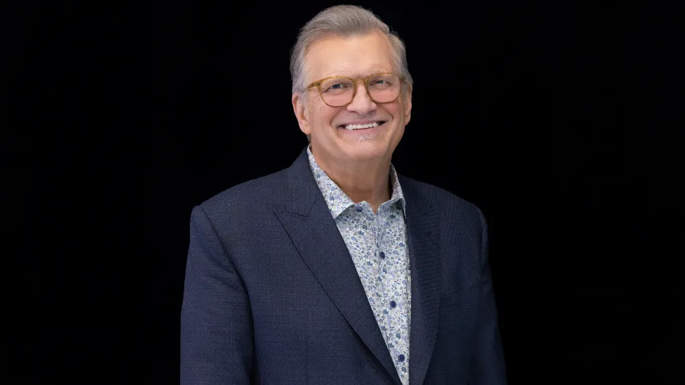 'Undercover Boss' Returns on CBS With Drew Carey as Host