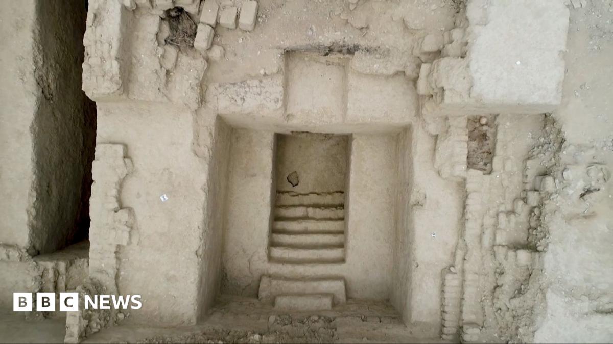Ancient tomb found in Peru in a largely undisturbed state