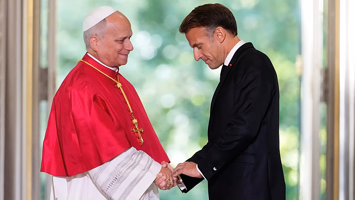 Emmanuel Macron 'rearranges his schedule' to attend Pope Leo XIV's final mass in Metz